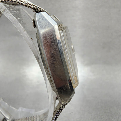 Citizen Cosmostar Watch Women 24mm Silver Dial Silver Tone Date Rectangle Runs3