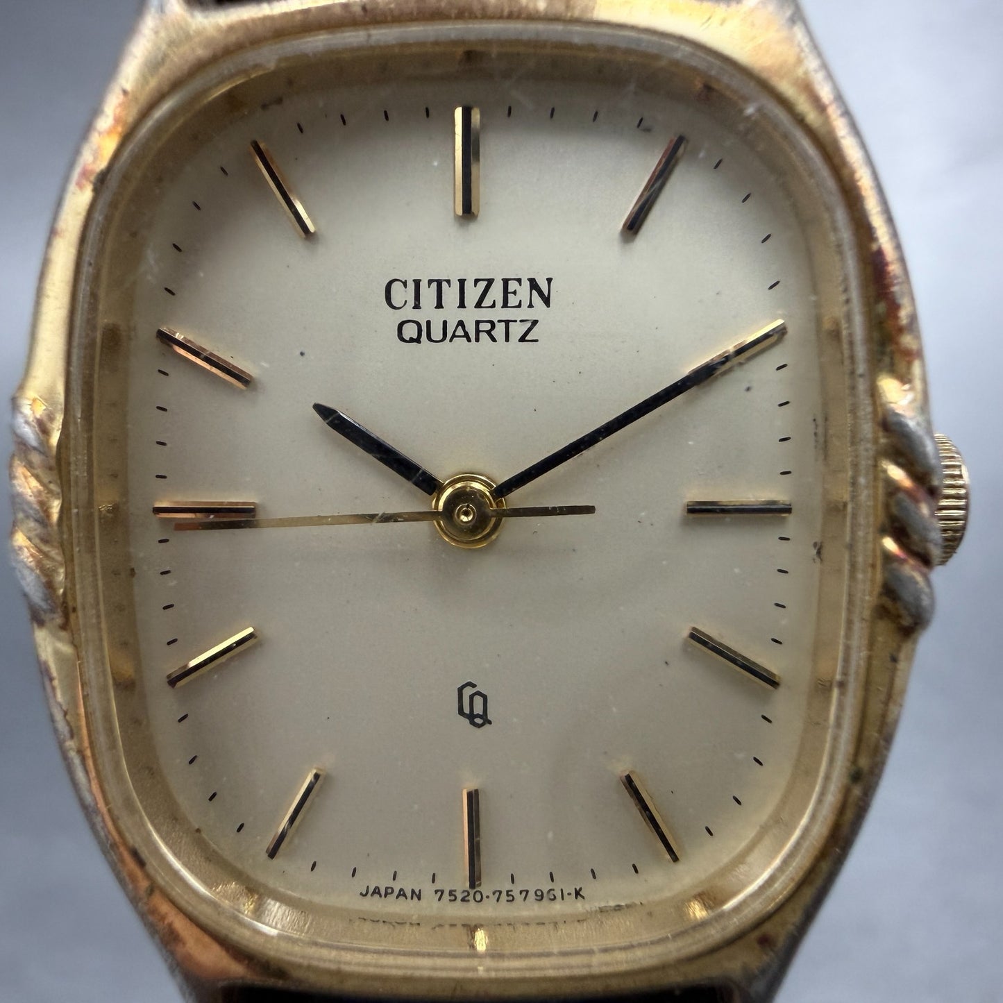 Citizen CQ Watch Women 22mm Champagne Dial Gold Tone Rectangle 7530-751655 Runs1