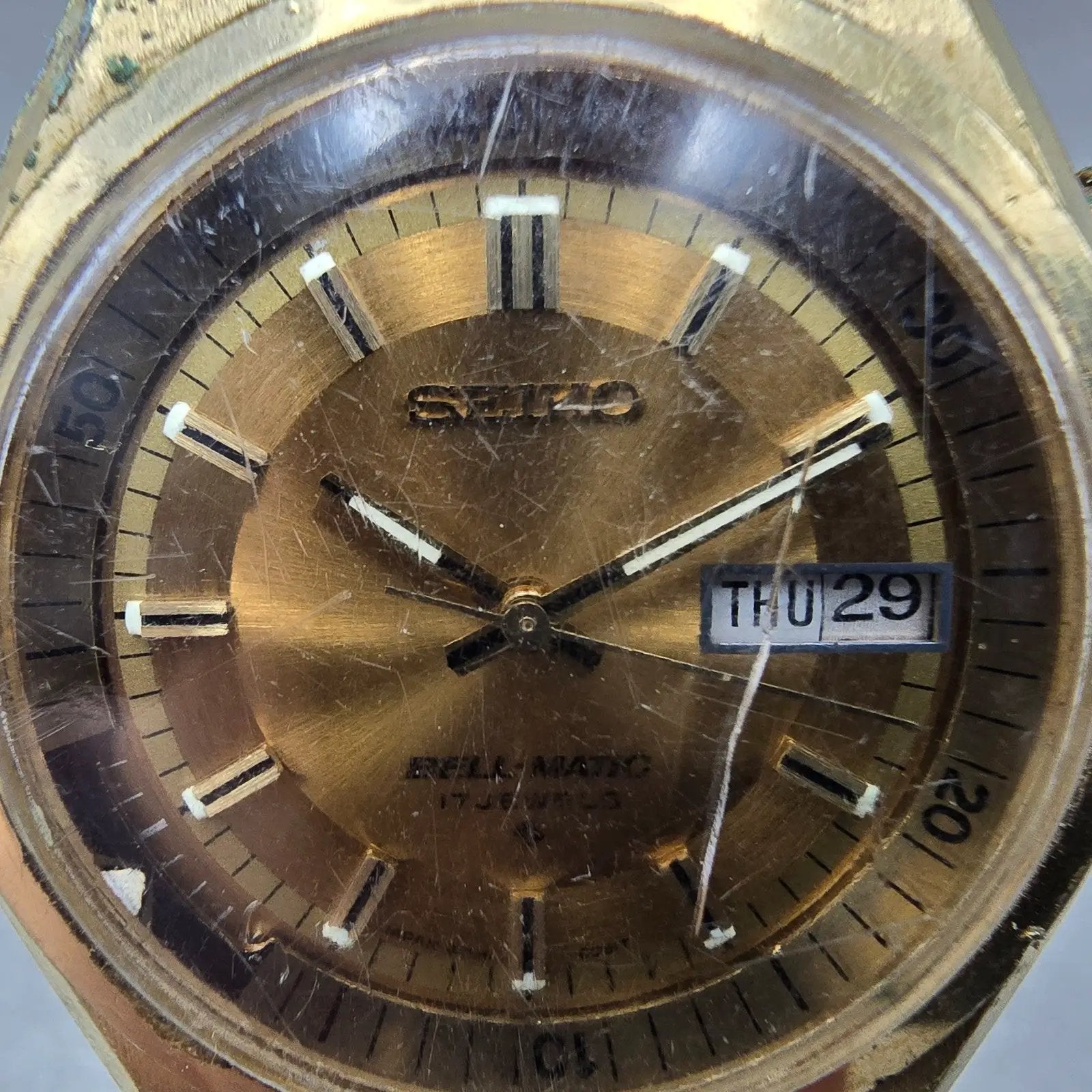 Seiko Bell-Matic Watch Men 39mm Gold Dial Gold Tone Daydate 4006-6049 Runs1