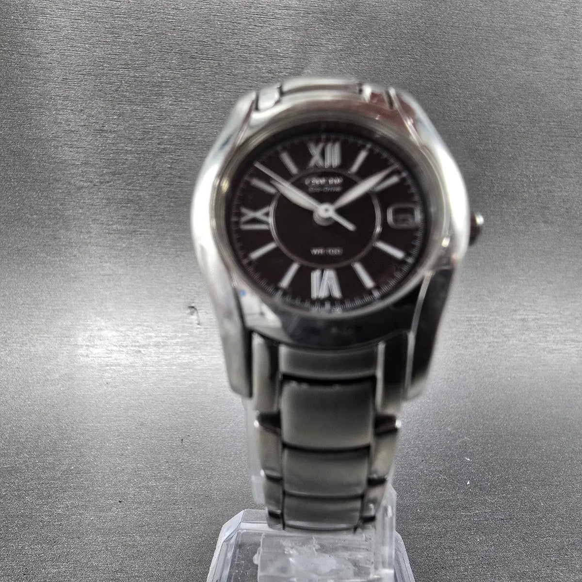 Citizen Watch Women 25mm Black Dial Silver Tone Date Round E011-S015502 Runs JP95