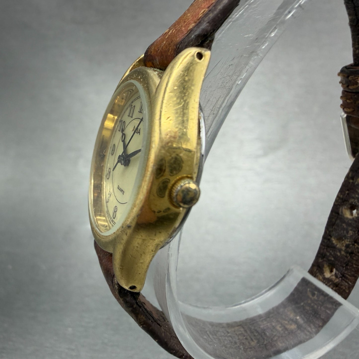 Seiko Alba Watch Women 25mm Cream Dail Gold Tone Round V306-6130 New Battery2