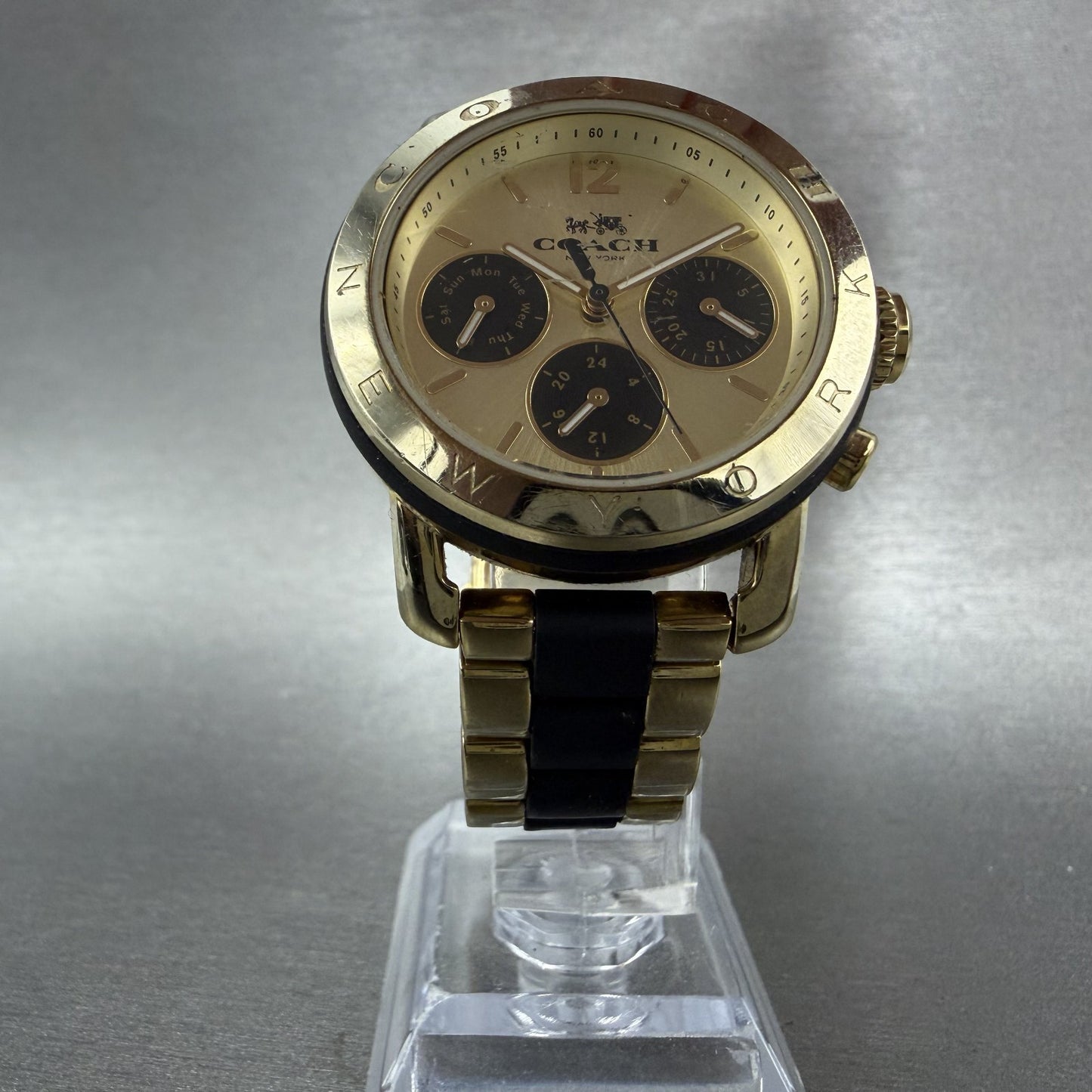 Coach Legacy Sport Watch Women 36mm Champagne Dial Gold Tone Round New Battery5