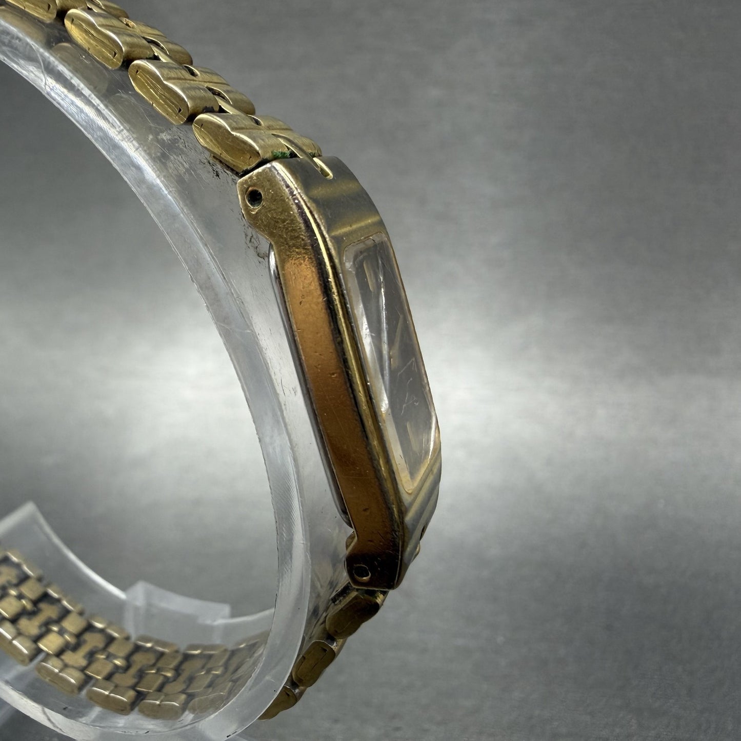Seiko Tank Watch Women 13mm Black Dial Gold Tone Rectangle 2E206579 New Battery3