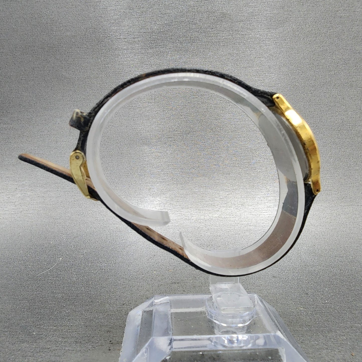 Seiko Watch Women 26mm Black Dial Gold Tone Round V7006091 New Battery B12348