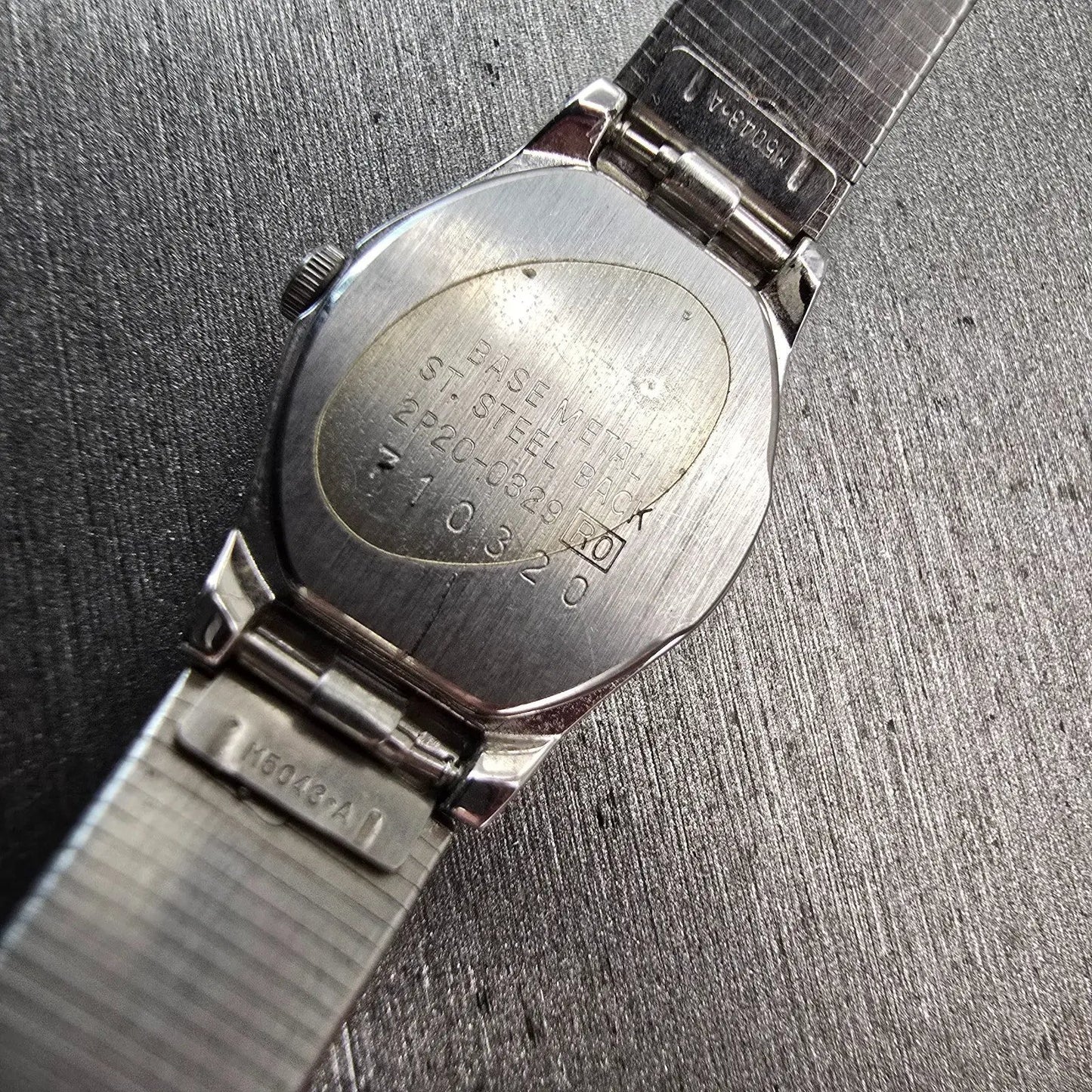 Seiko Watch Women 17mm Silver Dial Silver Tone Round 2P20-0329 New Battery VTG10