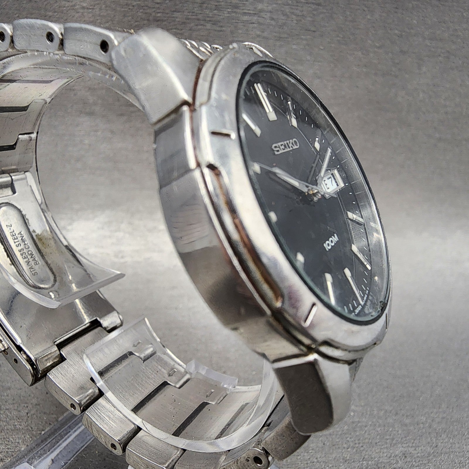 Seiko 100m Watch Men 39mm Black Dial Silver Tone Daydate Round 7n430az03
