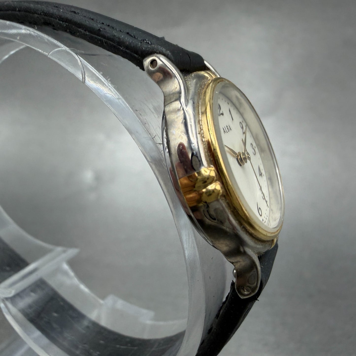 Seiko Alba Watch Women 23mm White Dial Two Tone Round 1N01-0EM0 New Battery3