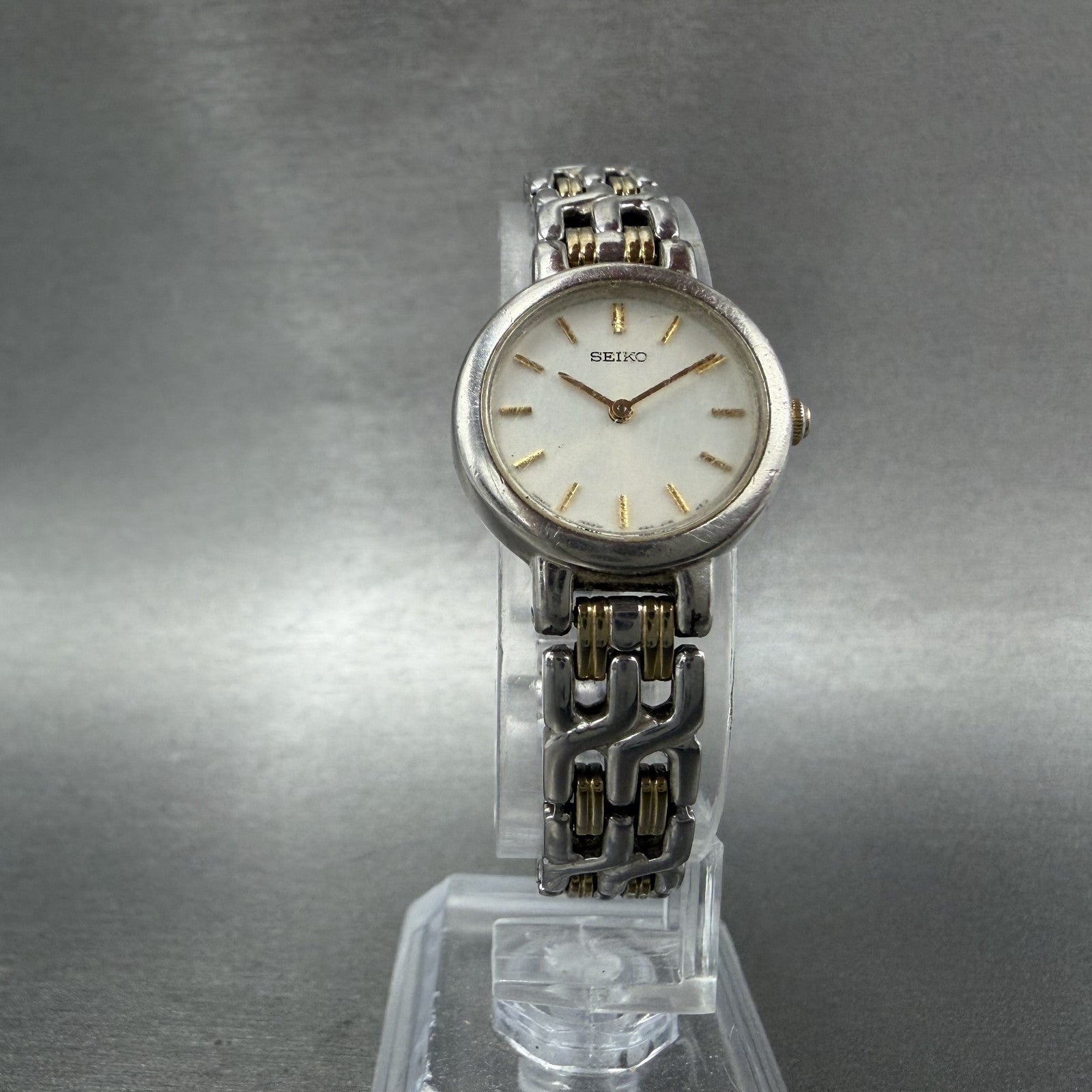 Seiko Watch Women 21mm White Dial Two Tone Round 1N00-1E09 New Battery ABC5