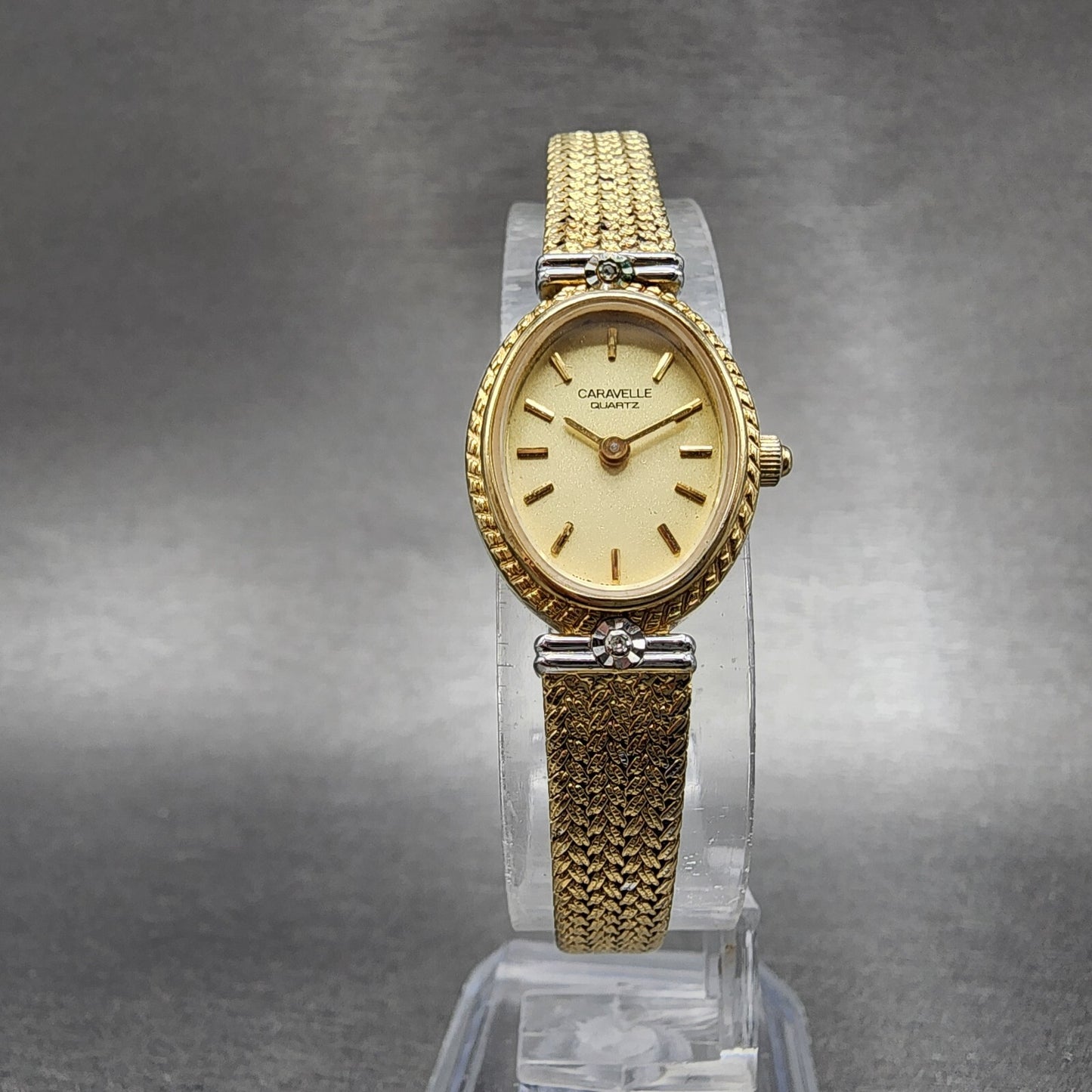 Bulova Caravelle Watch Women 17mm Cream Dial Gold Tone Mesh Band 46K02 New Batt5