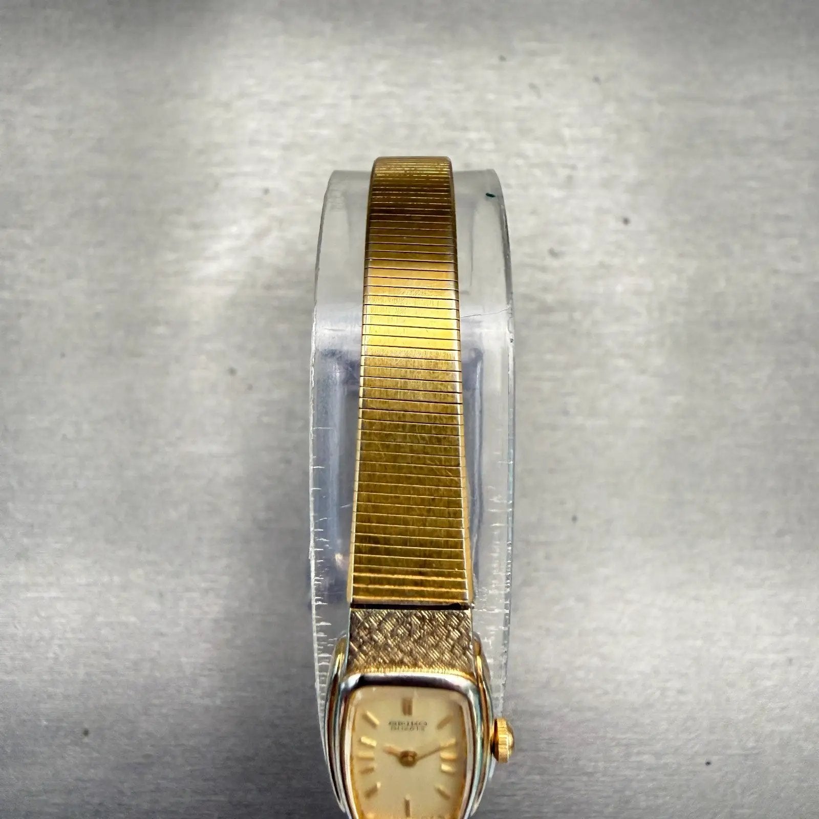 Seiko Watch Women 13mm Champagne Dial Gold Tone Rectangle 2E20-5019 New Battery4