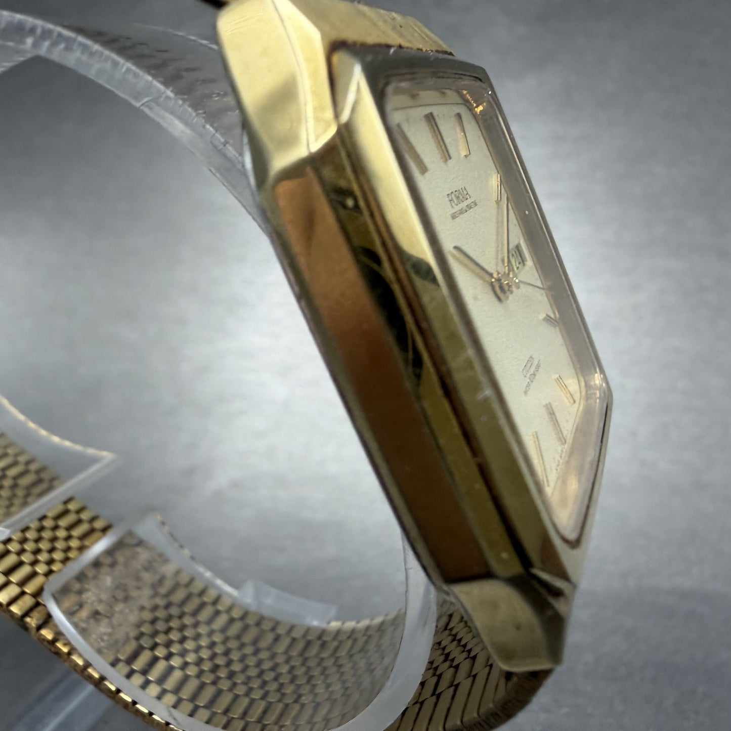 Citizen Forma Tank Watch Men 31mm Champagne Dial Gold Tone Daydate New Battery3