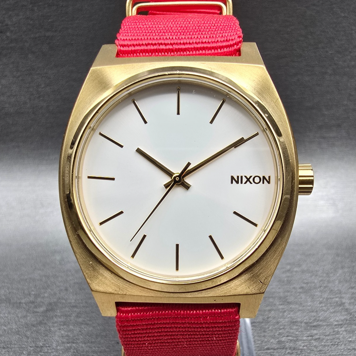 Nixon The Time Teller Watch Men 37mm White Dial Gold Tone Round New Battery CD0