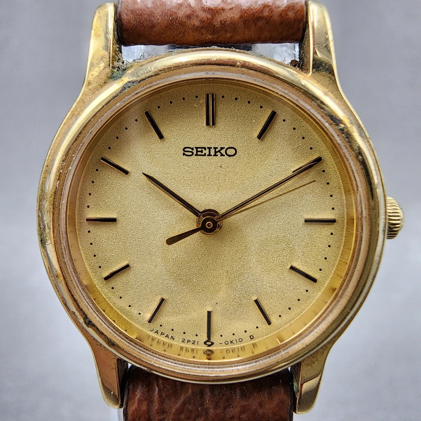Seiko Watch Women 23mm Champagne Dial Gold Tone Round 2p210a9a New Battery1