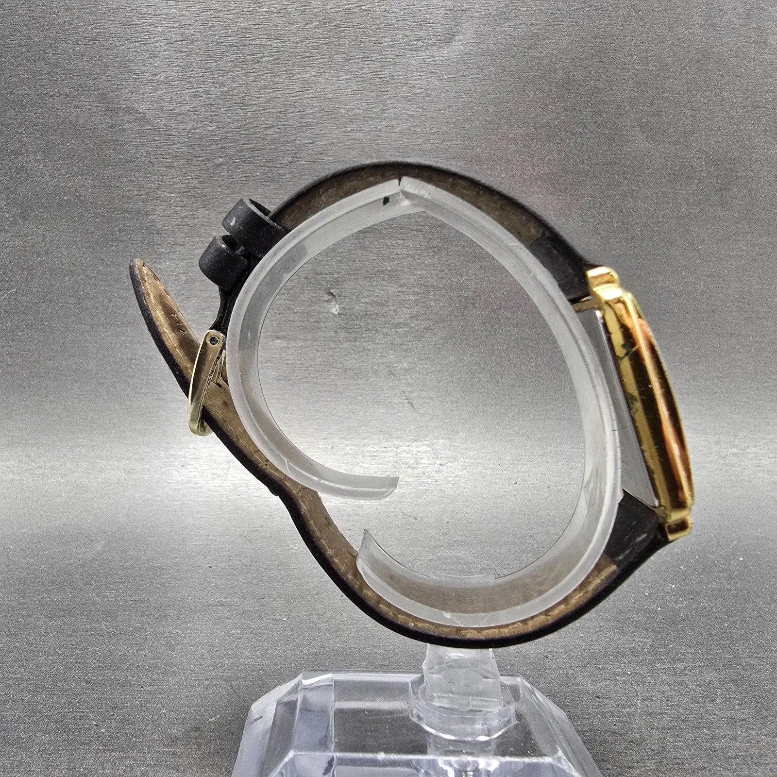 Seiko Tank Watch Men 26mm Silver Dial Gold Tone Date Rectangle 7N29-5B99 PARTS8
