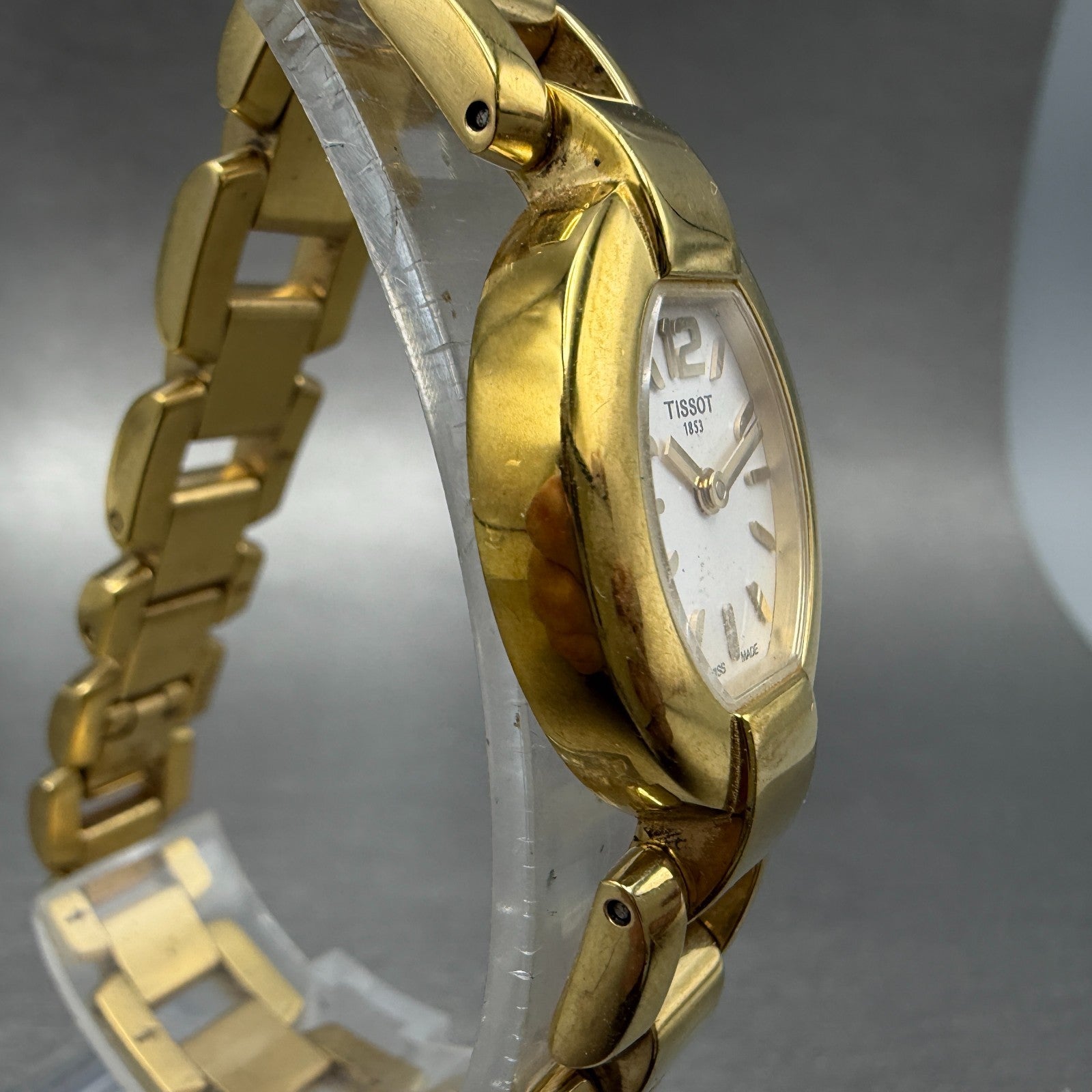 Tissot Watch Women 20mm White Dial Gold Tone Date Oval G332 New Battery4