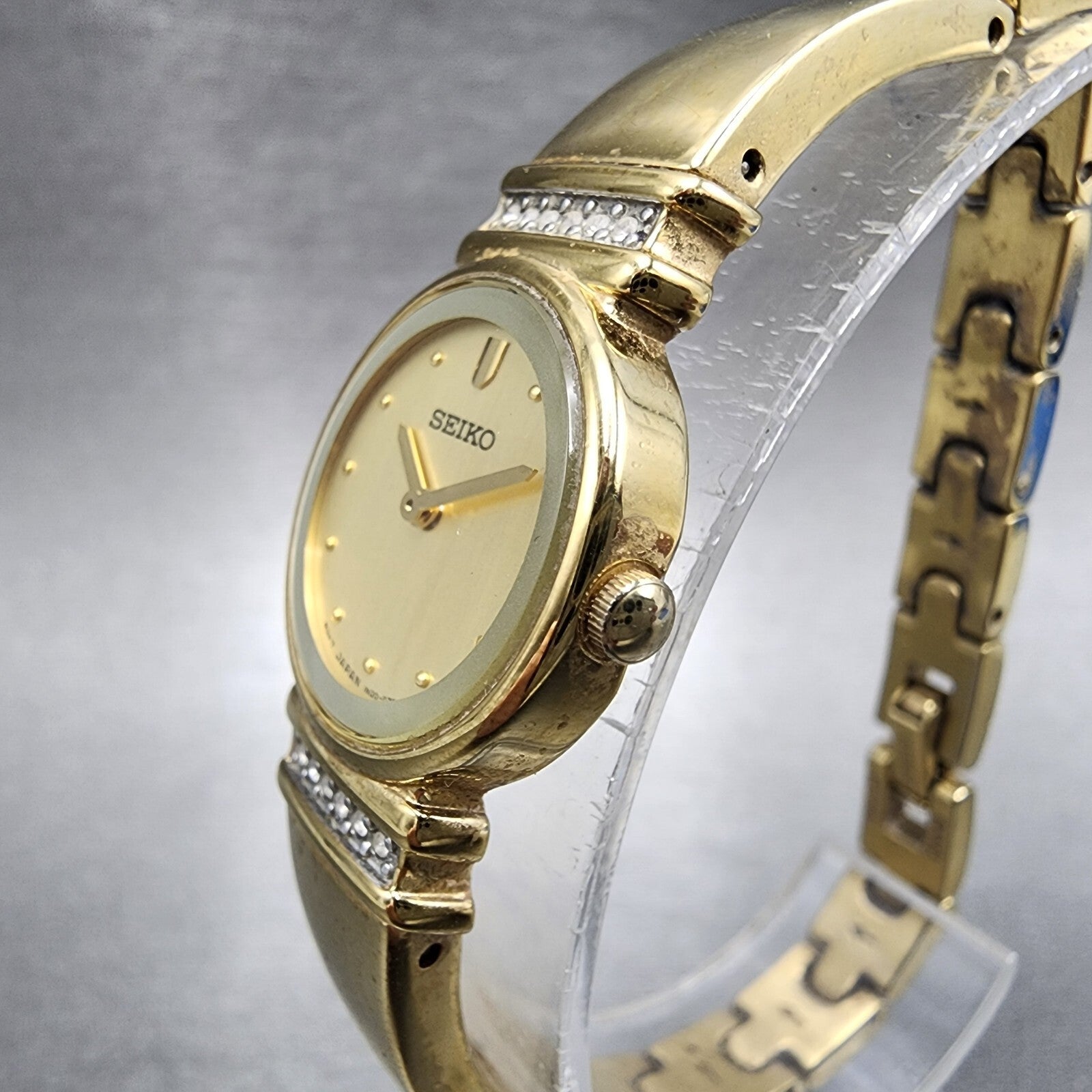 Seiko Watch Women 21mm Gold Dial Gold Tone Round 1N000SC0 New Battery2