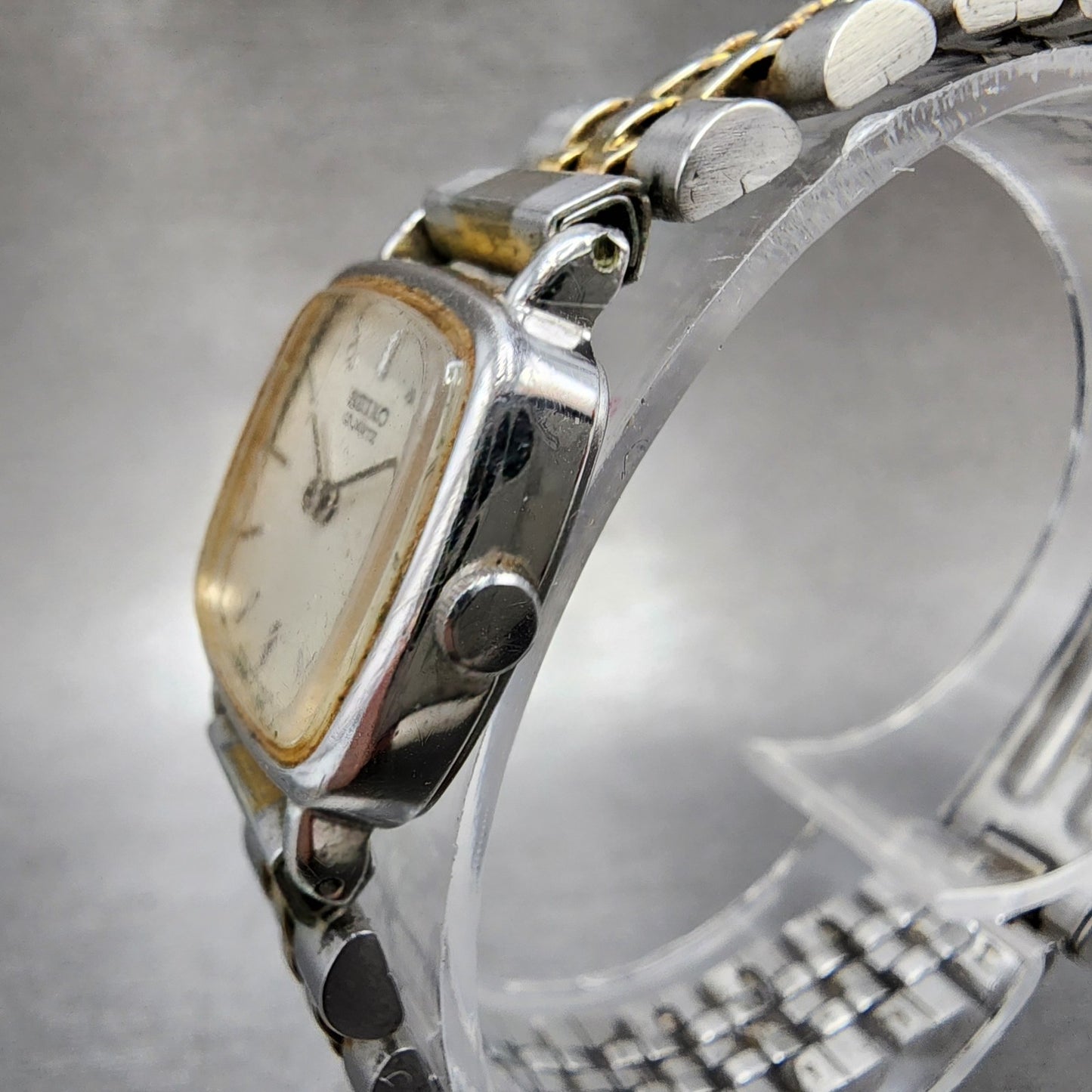 Seiko Watch Women 19mm Silver Dial Silver Tone Square 54205029 New Battery2