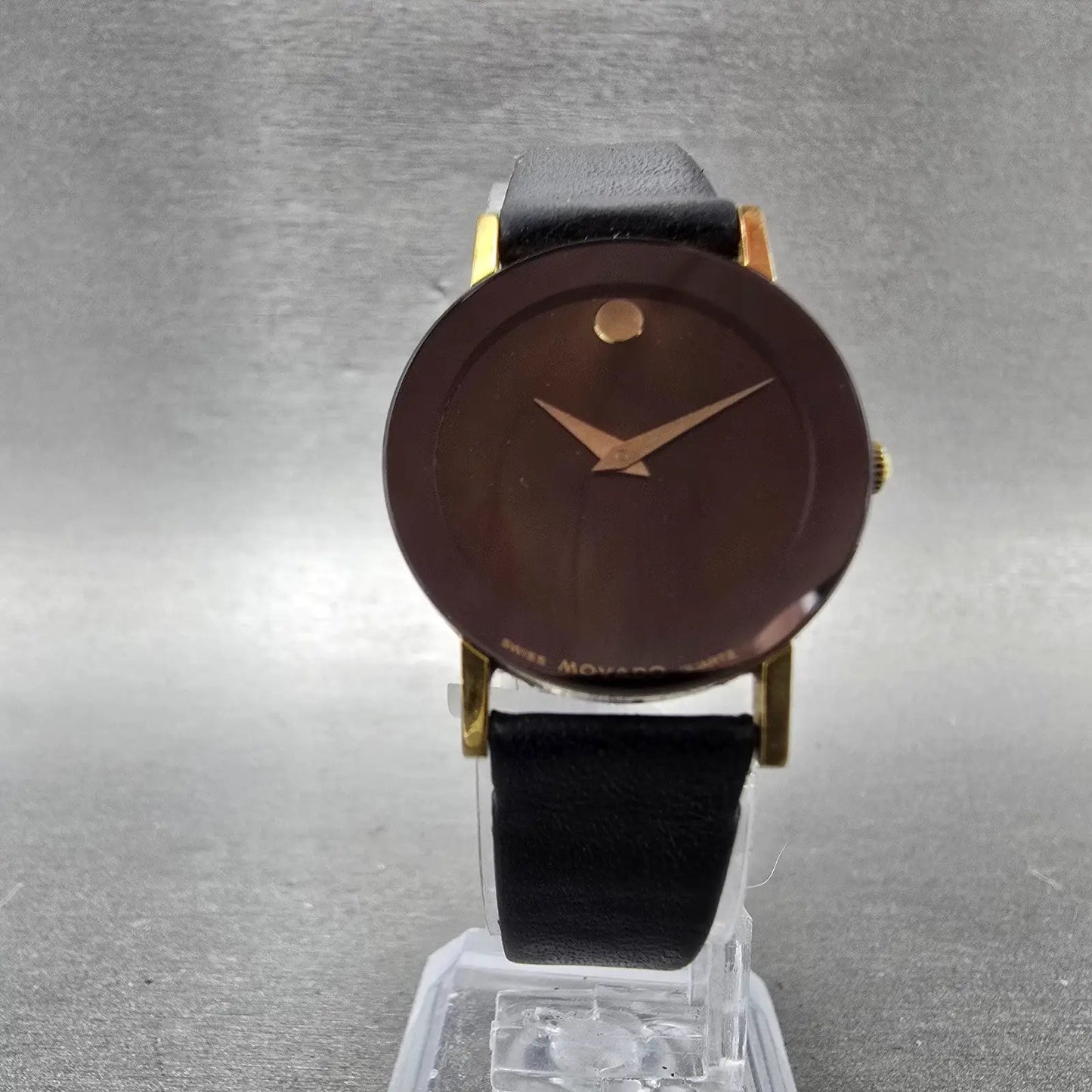 Movado Museum Watch Women 25mm Black Dial Gold Tone Round 87-24-855 New Battery5