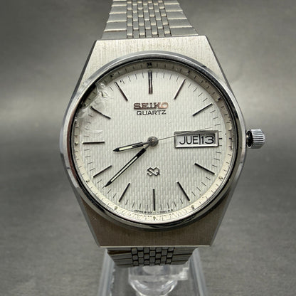 Seiko SQ Watch Men 35mm Silver Dial Silver Tone Daydate Round 8123 PARTS0