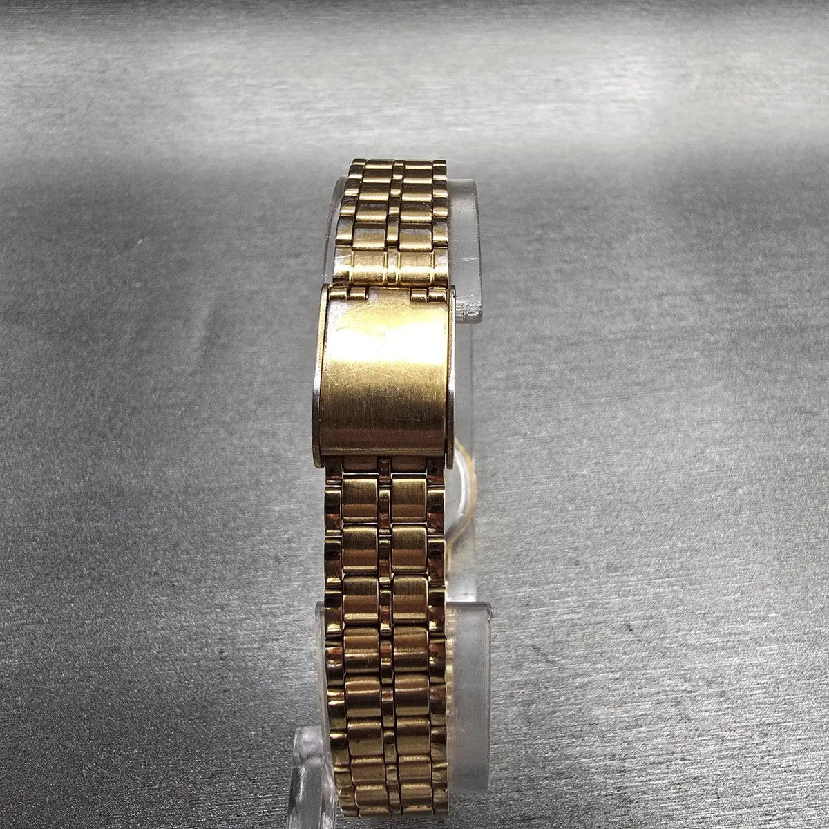 Seiko SX Watch Women 19mm Champagne Dial Gold Tone Round V401-0091 New Battery G7