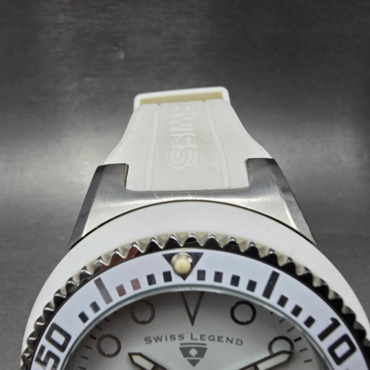Swiss Legend Neptune Watch Men 52mm White Dial Steel Date Round New Battery4