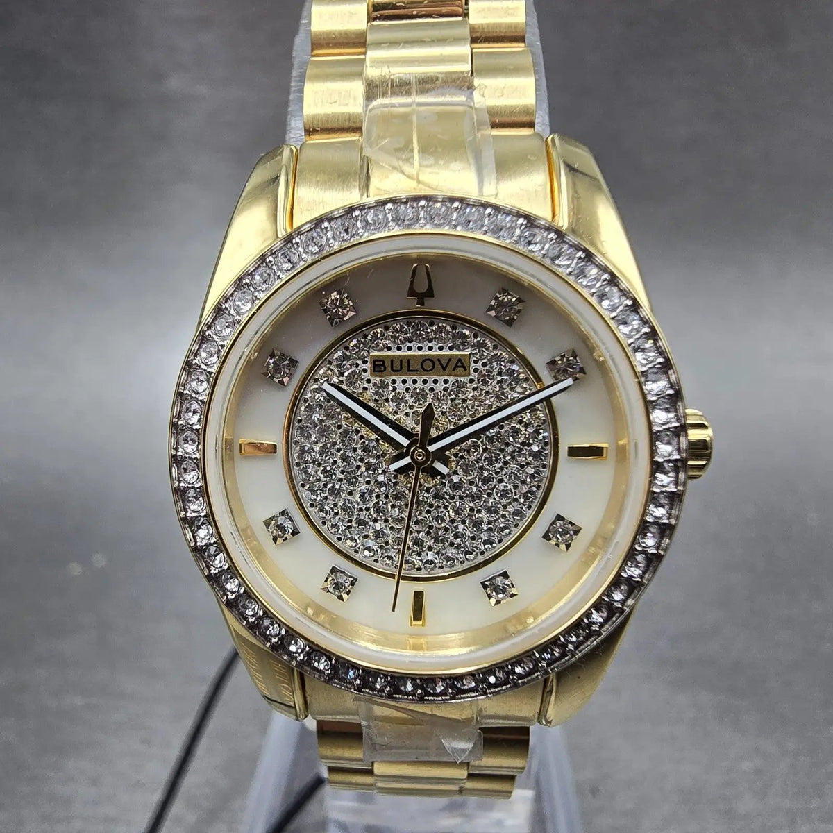 Bulova Watch Women 24mm MOP Dial Gold Tone Round Crystal Bezel 98L315 New batt 21