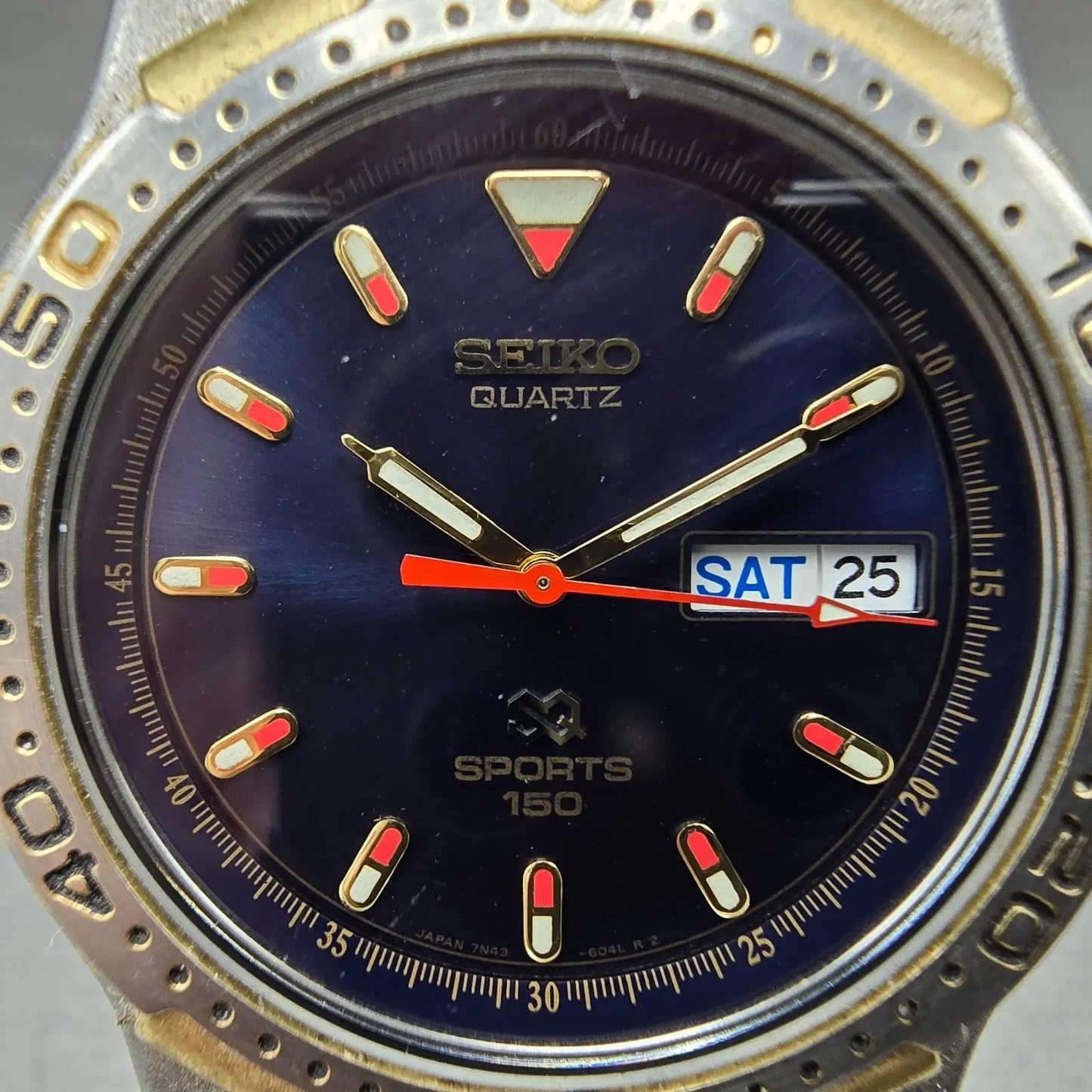 Seiko SQ Sports 150 Dive Watch Men Blue Dial Two Tone Daydate 7N43-6029 PARTS2