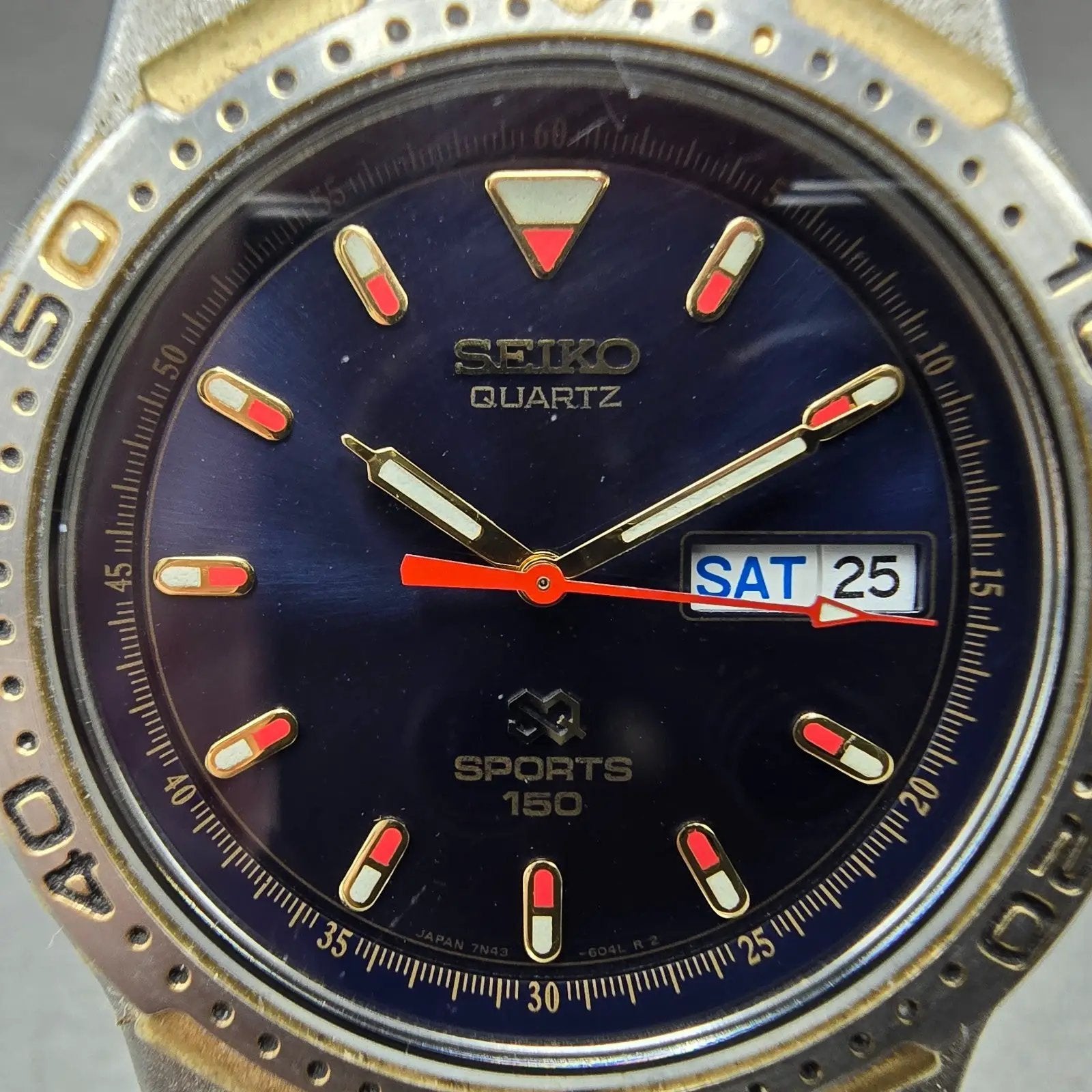 Seiko SQ Sports 150 Dive Watch Men Blue Dial Two Tone Daydate 7N43-6029 PARTS2