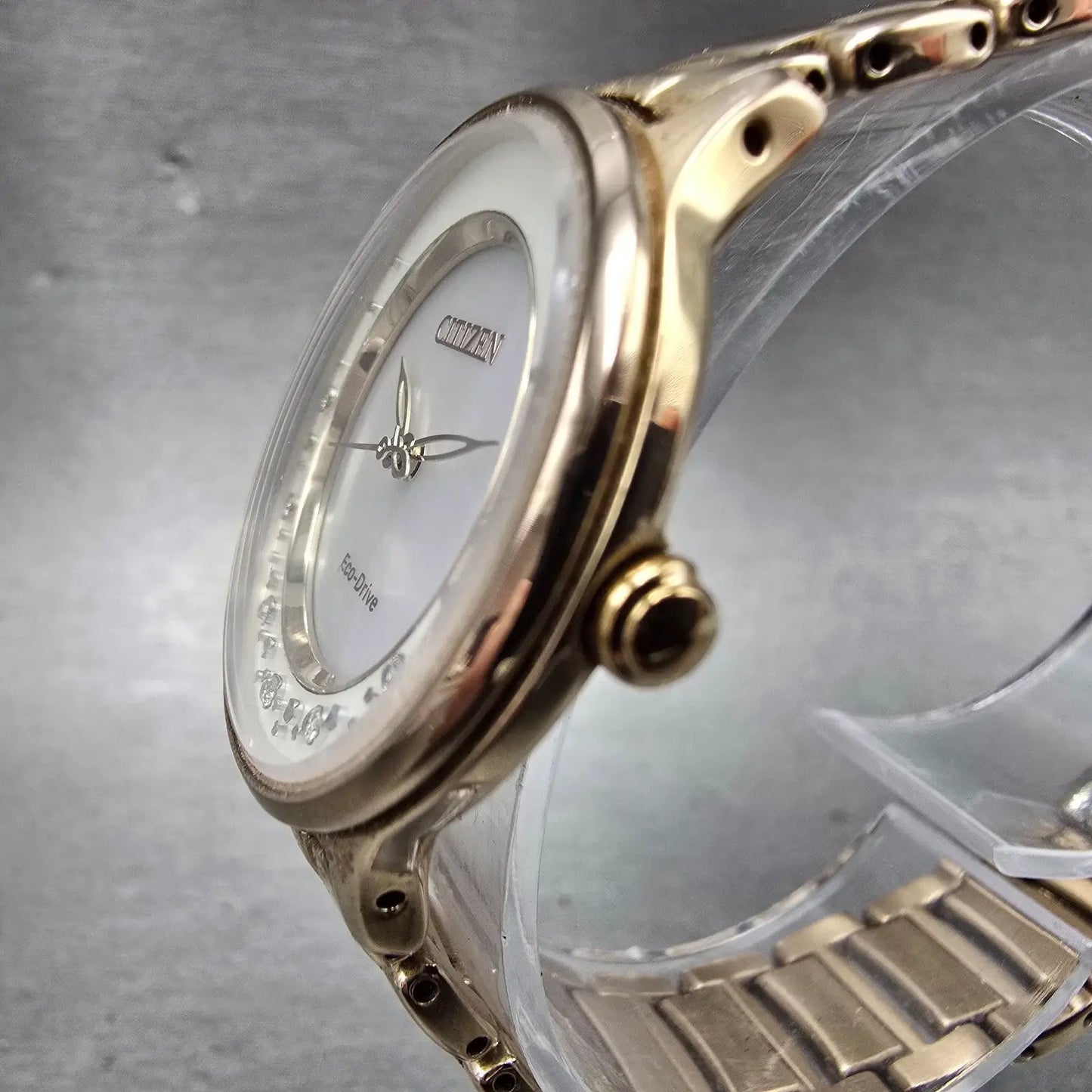 Citizen Eco-Drive Circle of Time Watch Women 30mm MOP Dial Rose Gold Tone Runs2