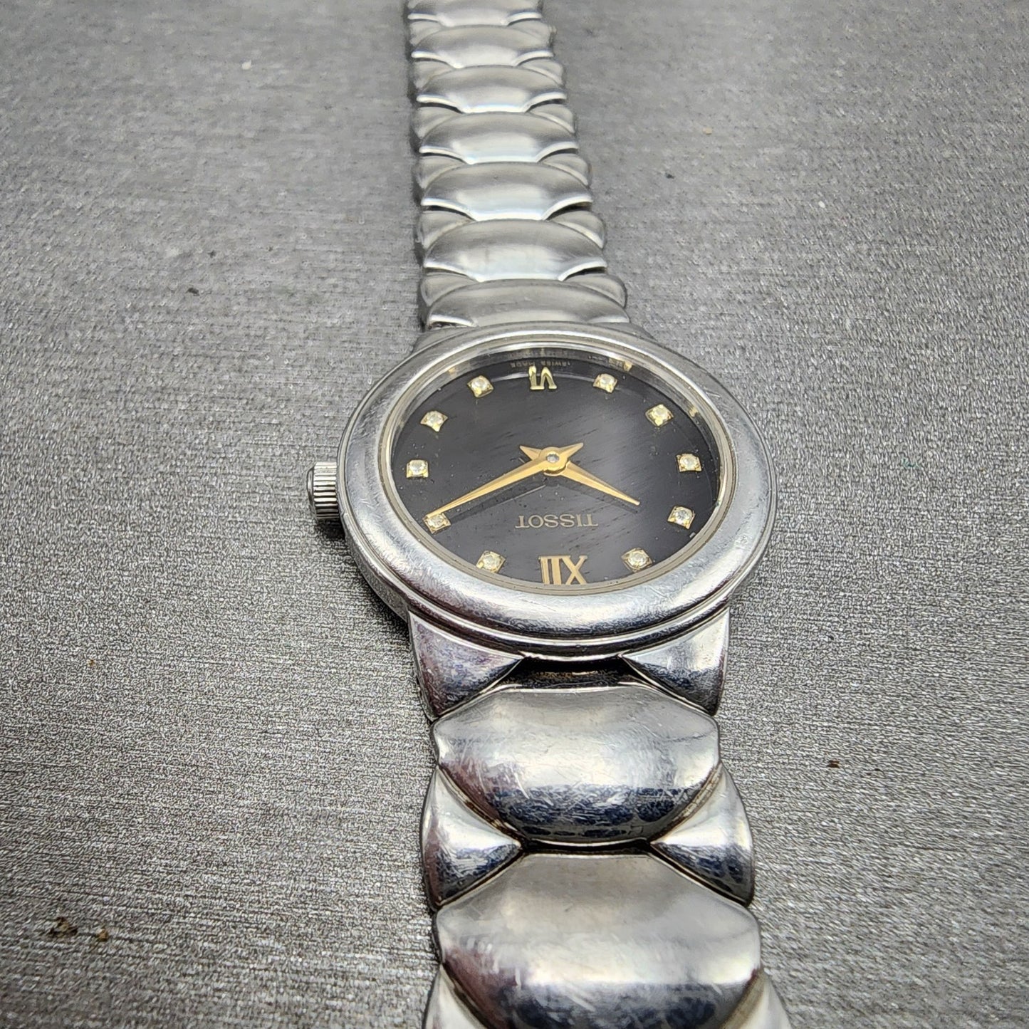 Tissot Watch Women 25mm Black Dial Steel Round BROKEN BAND New battery4