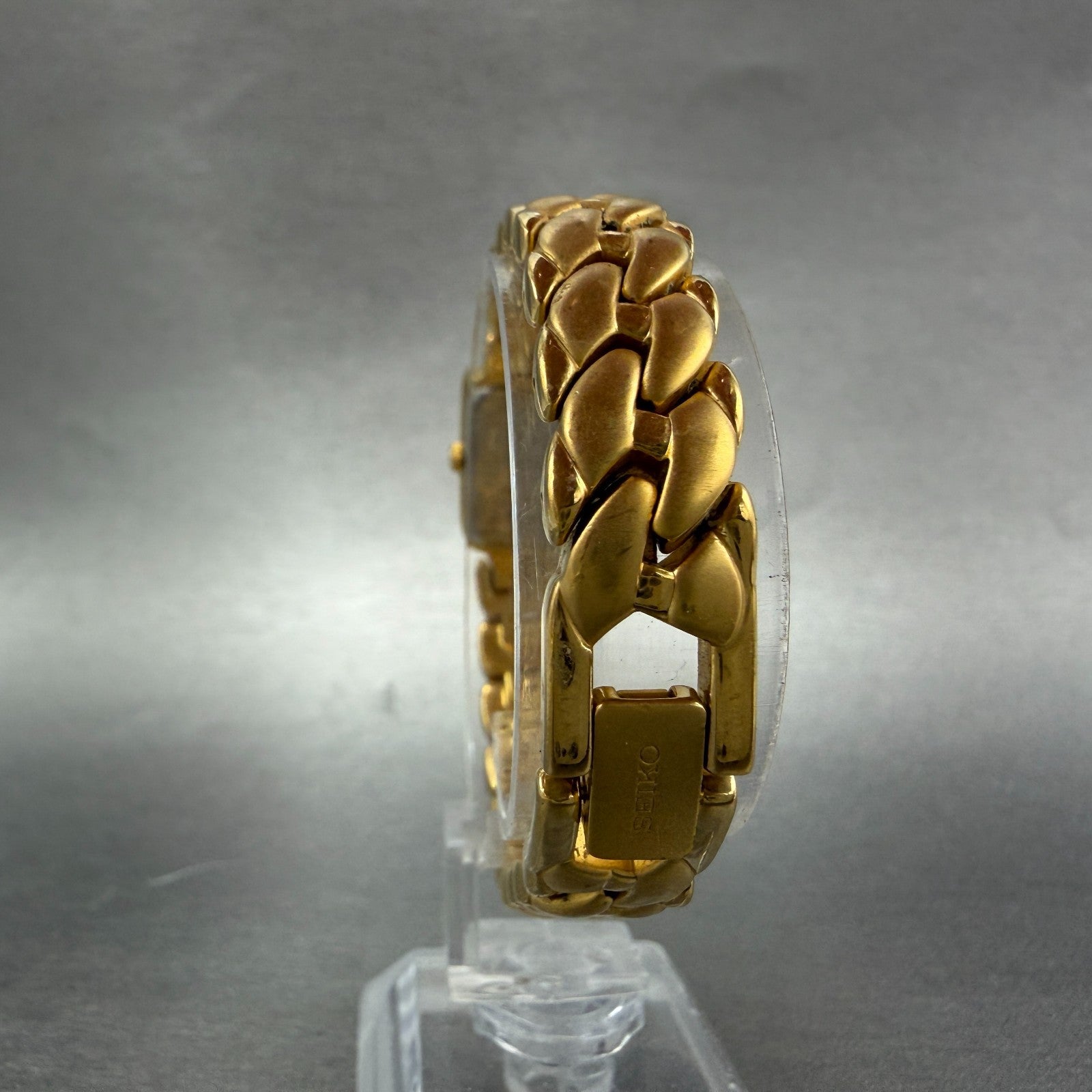 Seiko Tank Watch Women 15mm MOP Dial Gold Tone Rectangle 1F20-0AC0 New Battery7