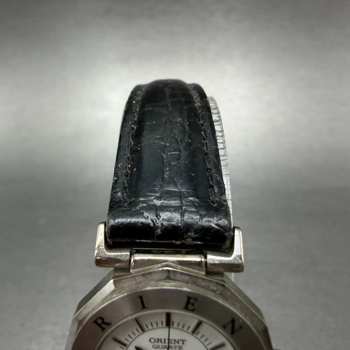 Orient Watch Women 24mm White Dial Silver Tone Round New Battery Vintage4