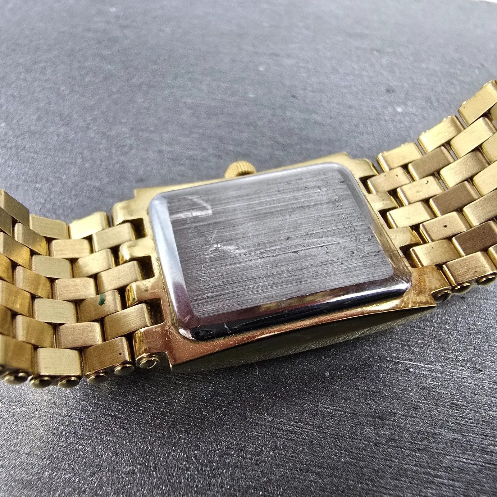 Wittnauer Cosmopolitan Tank Watch Women 17mm Champagne Dial Gold Tone New Batt9