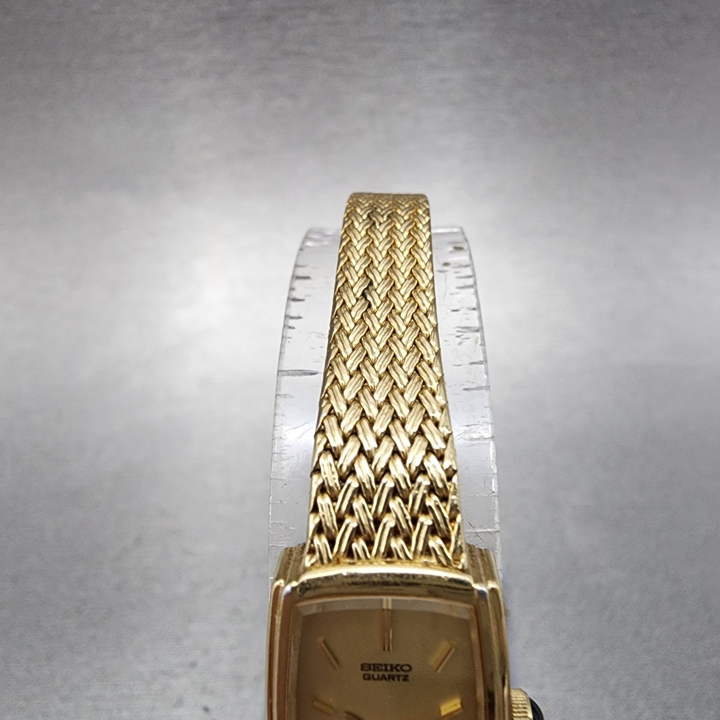 Seiko Tank Watch Women 14mm Champagne Dial Gold Tone 13205409 New Battery4