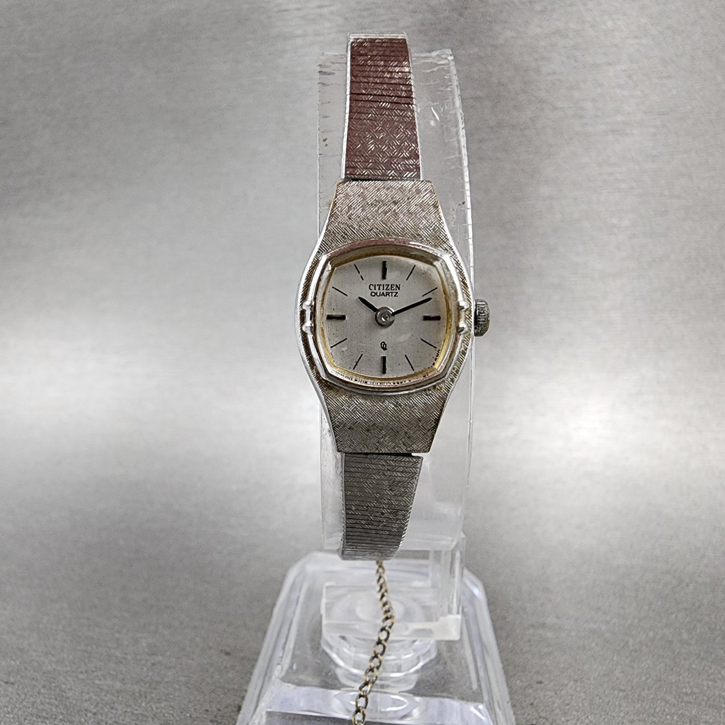 Citizen CQ Watch Women 16mm Silver Dial Silver Tone Square 3220891481  New Batt5