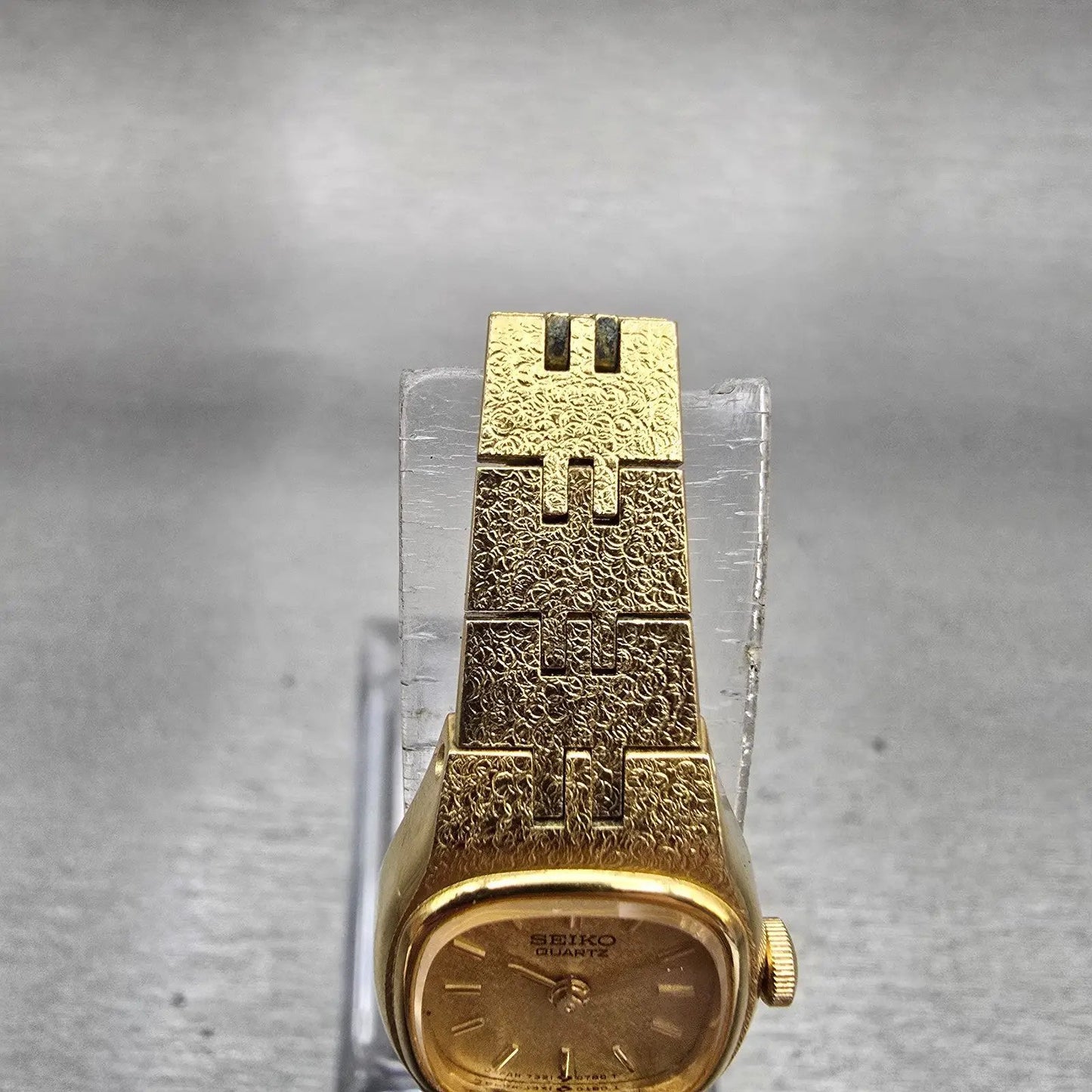Seiko Watch Women 16mm Gold Dial Gold Tone Oval 7321-5399 New Battery Vintage4