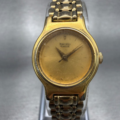 Seiko Watch Women 19mm Gold Dial Gold Tone Round V401-0518 Vintage New Battery0
