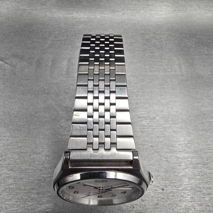 Seiko Alba Watch Men 34mm White Dial Silver Tone Daydate V743-8A10 New Battery H4