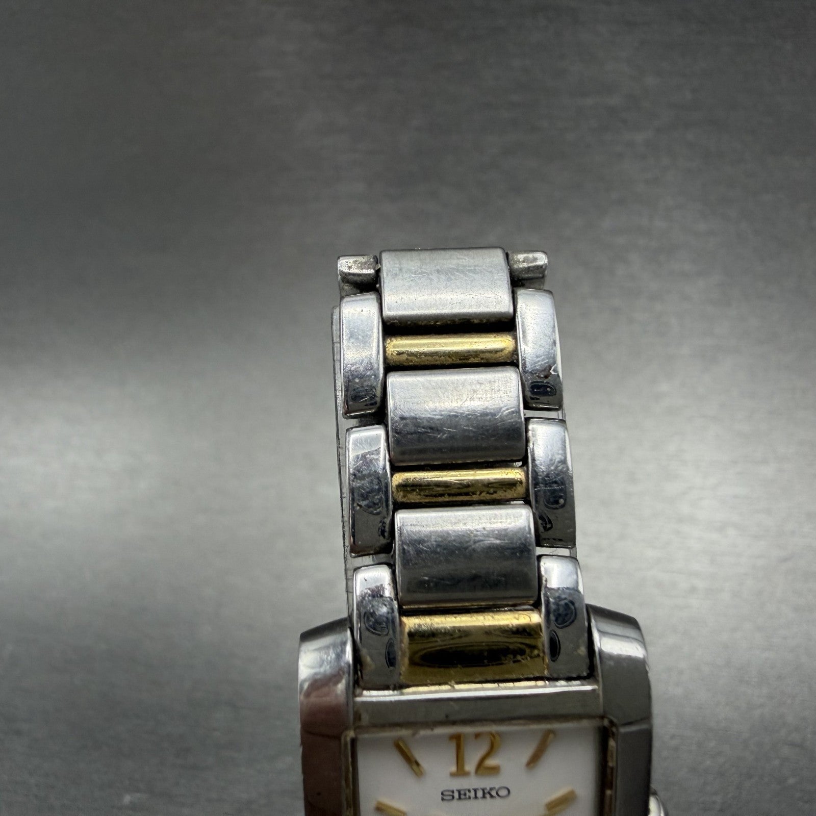 Seiko Tank Watch Women 21mm White Dial Two Tone Rectangle 1N00-0RT0 New Battery4
