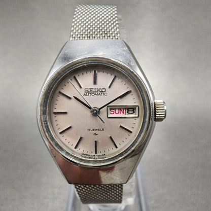 Seiko Automatic Watch Women 24mm Silver Dial Silver Tone Daydate 22060040 Runs0