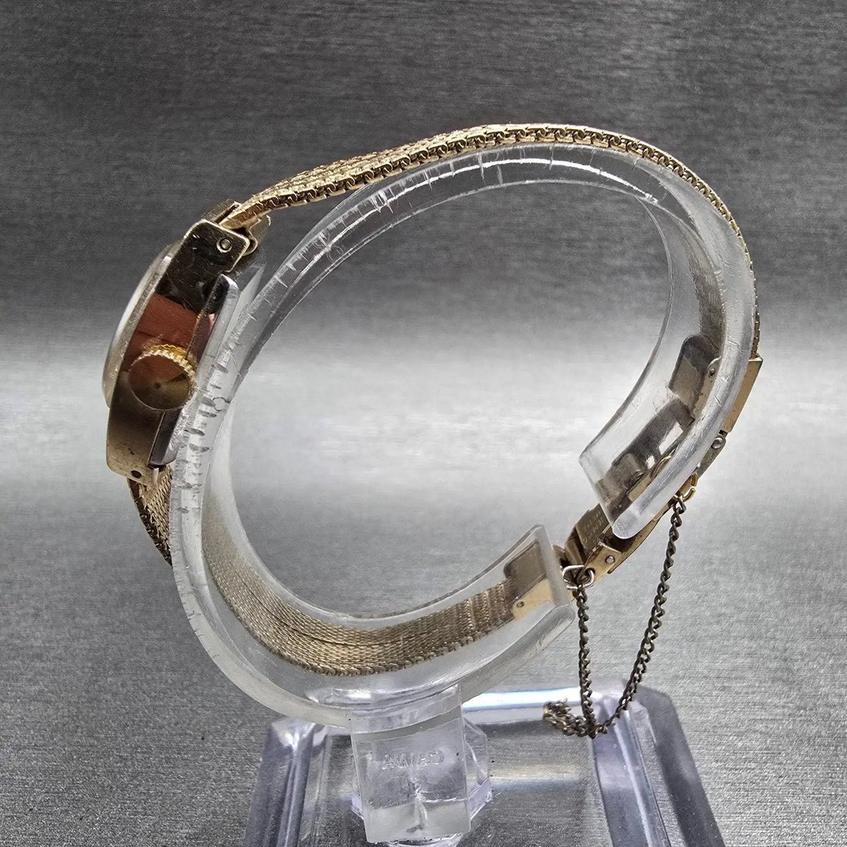Seiko Watch Women 15mm Brown Dial Gold Tone Oval 11-7039 Manual Wind Vintage JP26