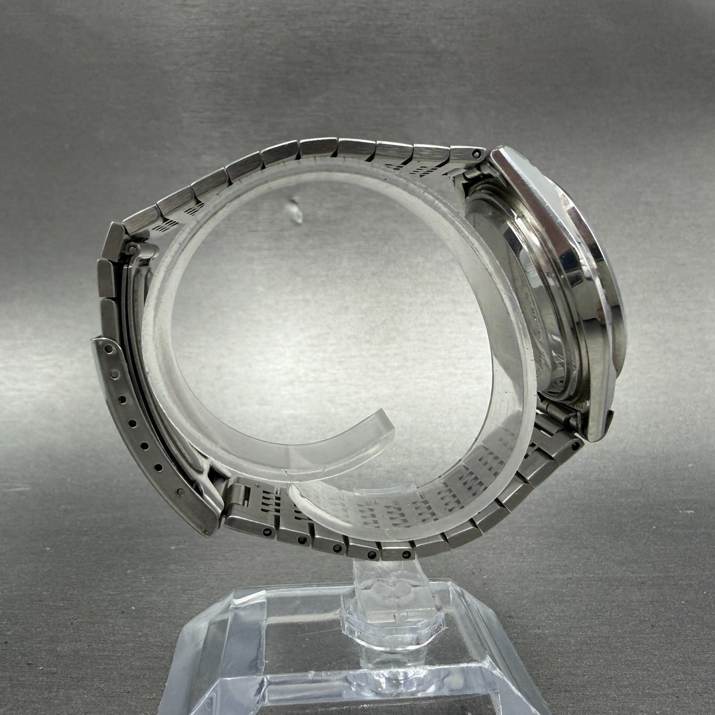 Citizen CQ Crystron Watch Men 35mm Silver Dial Steel Daydate 4-730364 NewBattery8