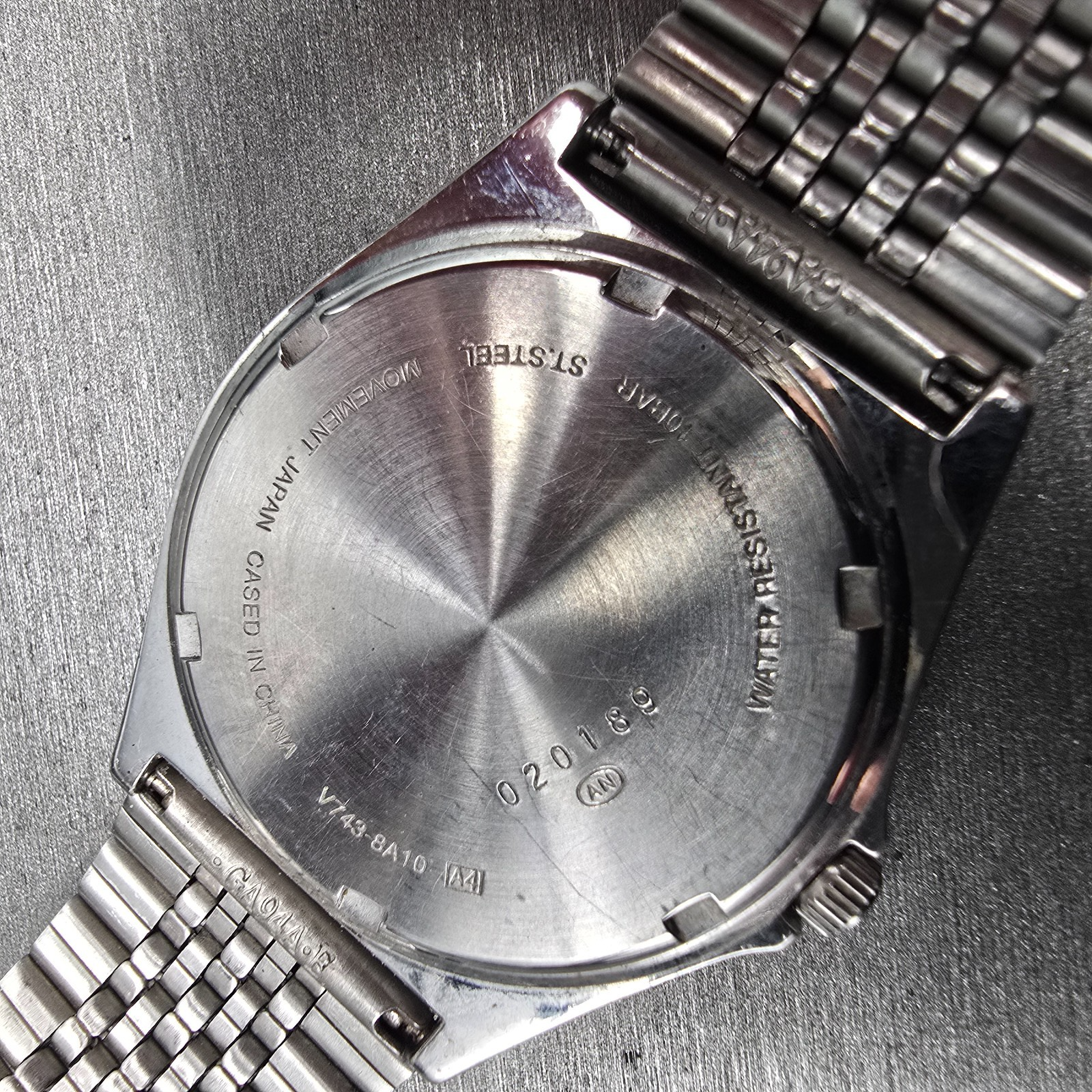 Seiko Alba Watch Men 34mm White Dial Silver Tone Daydate V743-8A10 New Battery H10