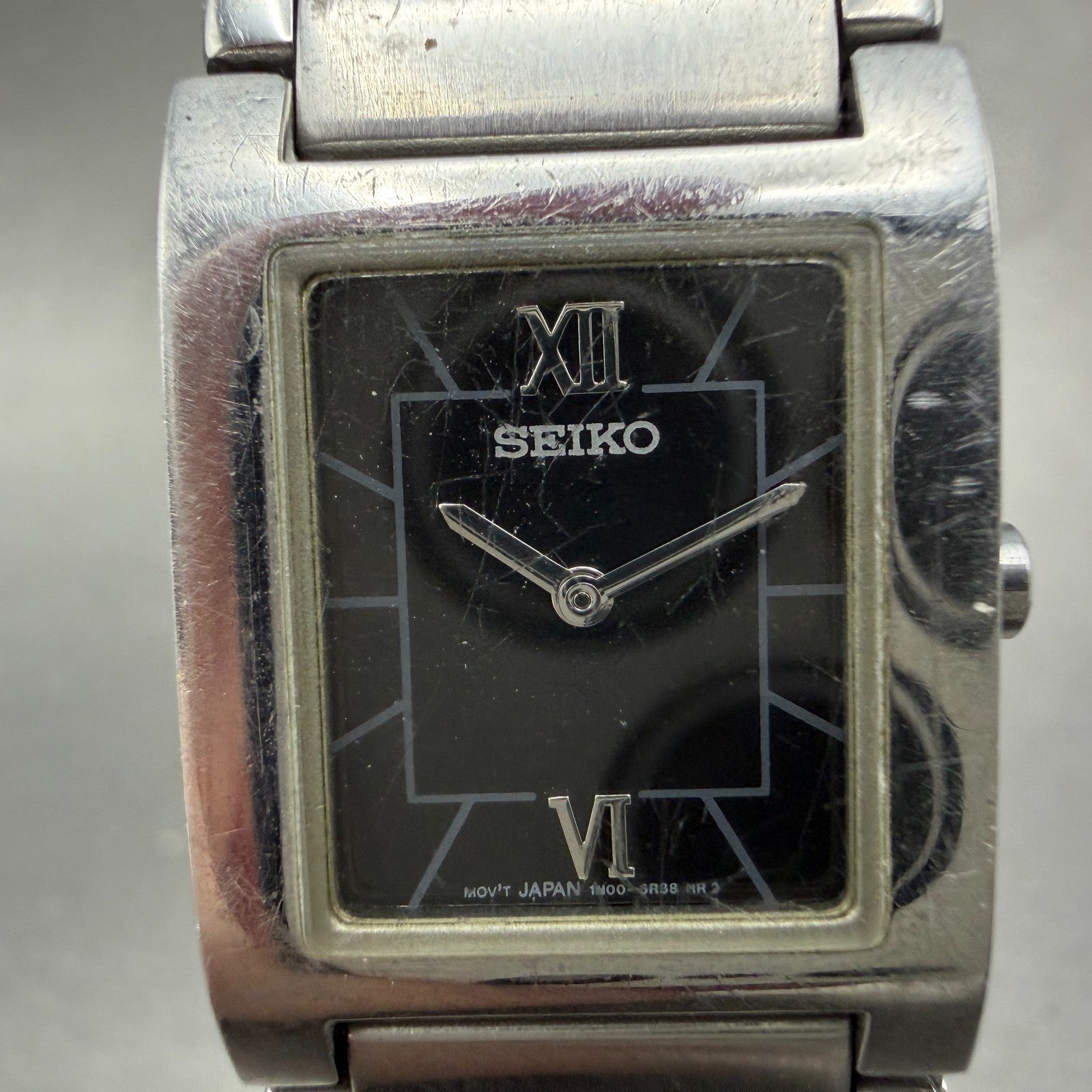 Seiko Tank Watch Women 20mm Black Dial Silver Tone 1N00-6T40 New Battery Vintage1