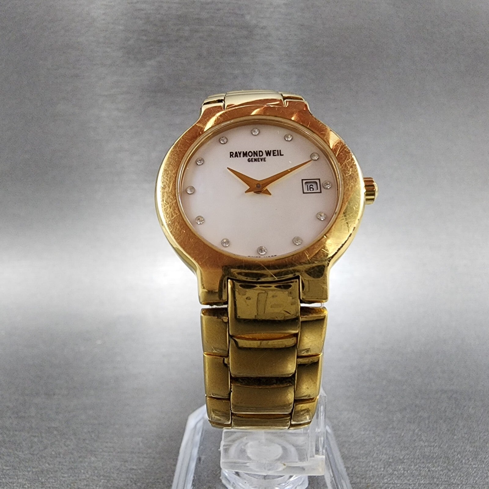 Raymond Weil Watch Women 27mm MOP Dial Gold Plated Date Round 5392 New Battery5