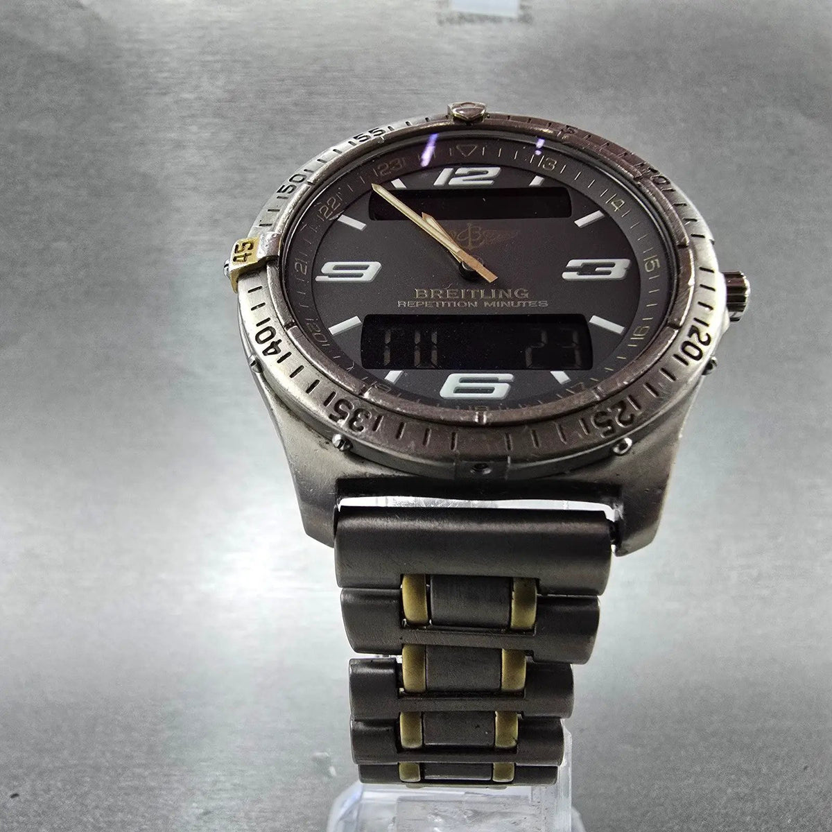 Breitlling Aerospace Watch Men 40mm Titanium Alarm Chronograph Analog Digital6