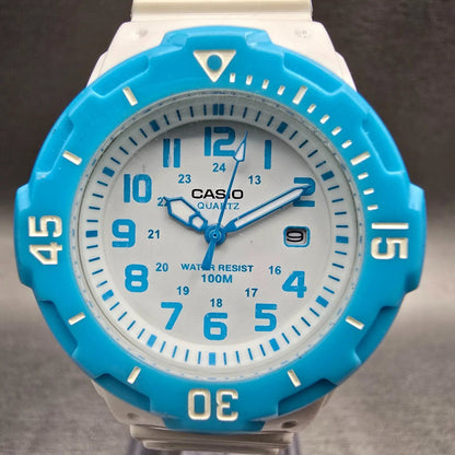 Casio Dive Watch Women 33mm White Dial Blue Date Round LRW-200H New Battery1