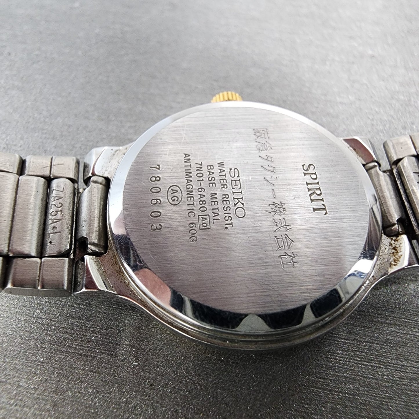Seiko Spirit Watch Women 25mm Champagne Dial Two Tone Round 7N016A80 New Batt10