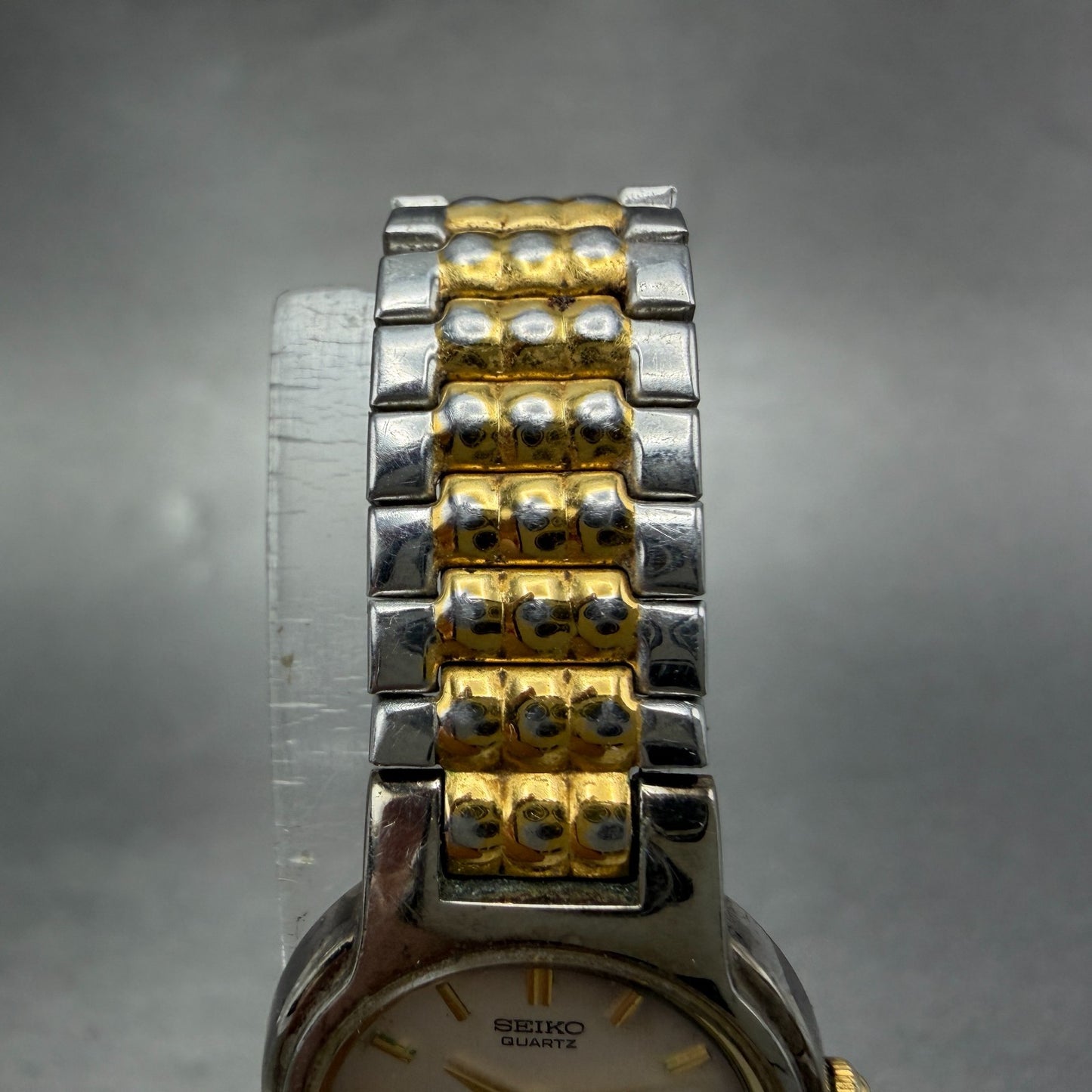 Seiko Watch Women 20mm White Dial Two Tone Round 1N00-1A49 New Battery Vintage4