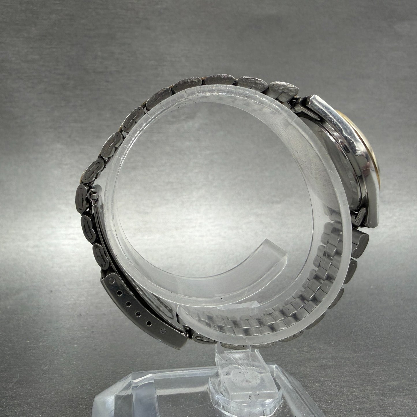 Seiko SQ Watch Women 23mm Silver Dial Two Tone Daydate 3Y03-0A10 New Battery VTG8